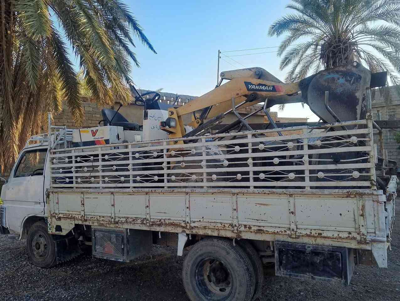 س،ع دانيئ البيع موديل موديل96الشرعي ماندلو شرط الوكاله كير ومحرك شرط بودي اكسن شرط 6تواير جدد والباقي شوف العين فول ومكفو واحله من أم الوال ،،اتصل وبيك خير وتدلل ***********،،سلم چاهز السعر 20$وبي،مجال
