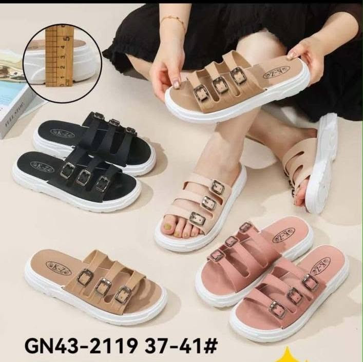 ✨ صنادل وسليبرات طبية ✨
👣 متوفرة بجميع القياسات والألوان.
💰 الأسعار تبدأ من 6,000 دينار ولغاية 10,000 دينار فقط.
🚚 التوصيل متوفر لجميع المناطق.
🎁 عرض خاص: عند شراء 3 قطع يكون التوصيل مجاني.
📞 للطلب والاستفسار: ***********
🌸 جودة مميزة وأسعار مناسبة... نرحب بطلباتكم.
