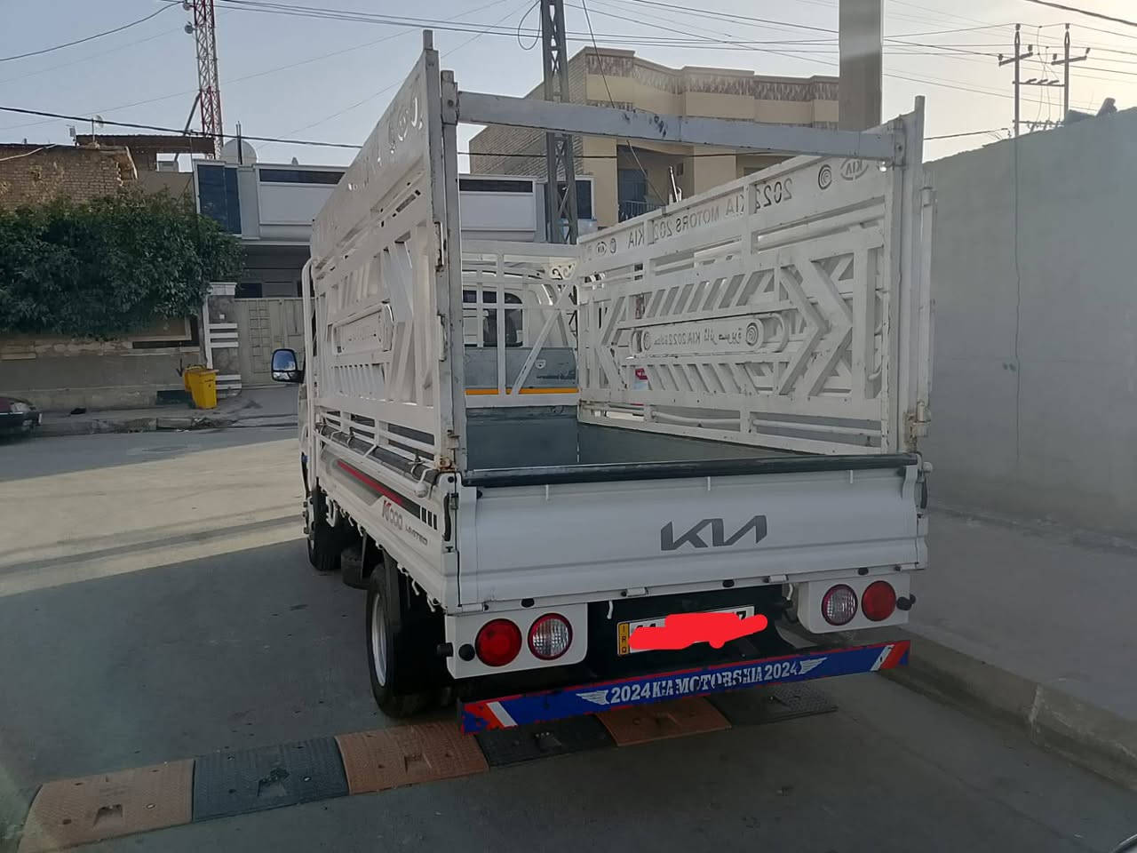 السلام عليكم كيه فحل للبيع موديل 21 مكفوله ماشيه 81 رقم بغداد بسمي السعر 160 التصال ع هاذهي الارقام  ***********  ***********
مكلف بل نشر
