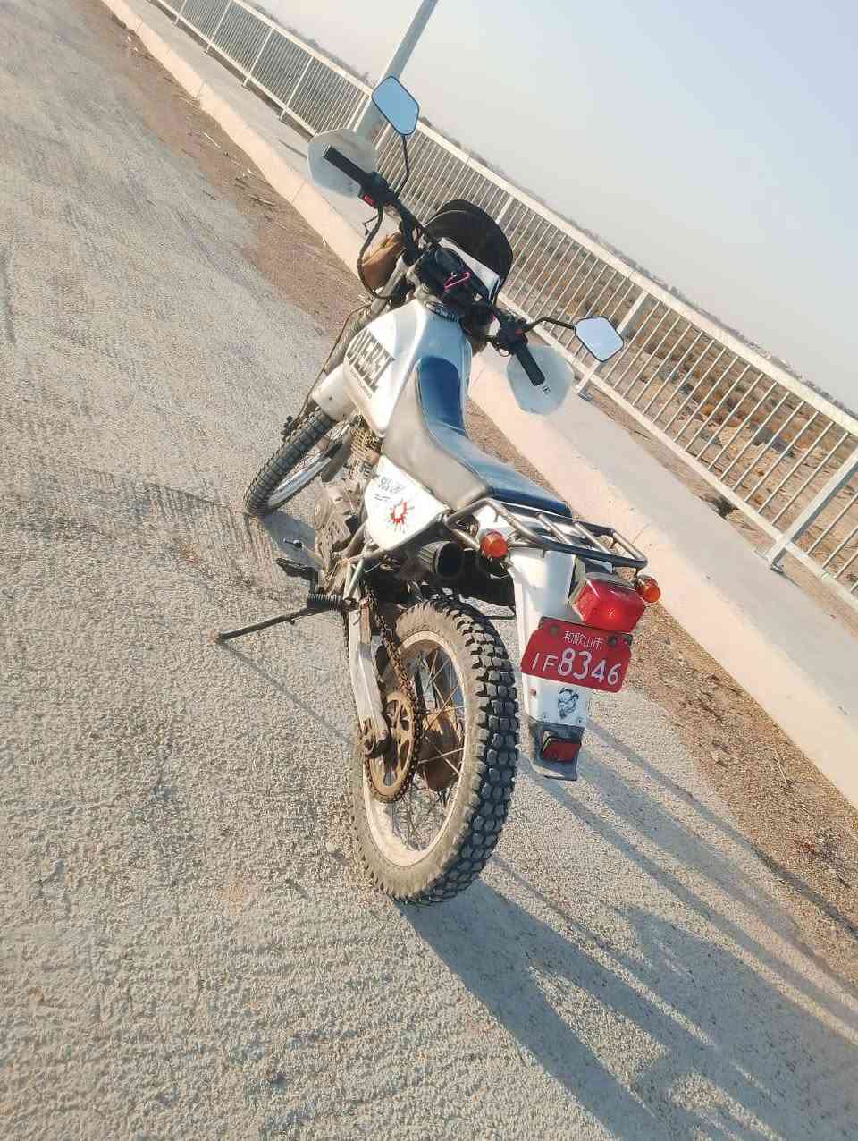 اللهم صلِّ على محمد وآل محمد 
للبيع قفاز دجبل ياباني حجم 200
العنوان واسط قضاء بدره 
***********
‏‪***********‬‏
