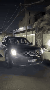 السلام عليكم
كيا تيلورايد للبيع وارد امريكي
موديل 2020
رقم اربيل دولي هزة ورقم وسنوية جديدة
السيارة لونهة ماروني 
فئاة الEXفول مواصفات للاخير
المواصفات: فتحة سقف 
رادار امامي 
رادار خلفي 
رادارات جانبية مع رجاج بالستيرن
كامرة خلفية دوارة
اوتو هولد
سايد بريك كهربائي
اربع وضعيات قيادة 
شاشة كبيرة قياس 12انج
مقاعد امامي كهرباء مع تدفئة والتبريد 
كشنات سياحي منفصل 
تبريد اربع قطع
قبق جنطة كهرباء
مري شفط
دخول ذكي بصمة
السيارة علية منضومة زينون سعرهة 300الف

حالة المحرك والكير: عداد السيارة 80 الف مايل 
محرك 3800 مكفول من الفتح والتبديل 
كير 8نمر مكفول من الفتح والتبديل
السيارة حادثهة خلفي 
باب خلف السايق مع شبر بالجاملغ
والجاملغ الخلفي عكس السايق يعني قطعتين وشوية
بجم كبس السيارة كشرهة نظيف 
حدادية السيارة سليمة 100%
بيهة ملاحظات بسيطة جداً بس بشكل عام السيارة جديدة
مكان السيارة كربلاء السنوية بأسمي تحويل مباشر 
السعر 220 واذا اكو مراوس بأمريكي اقل سعر عادي
رقم واتساب 
***********
وموجود خاص 
التعجبة السيارة بالخدمة أسف ع اطالة 💫
