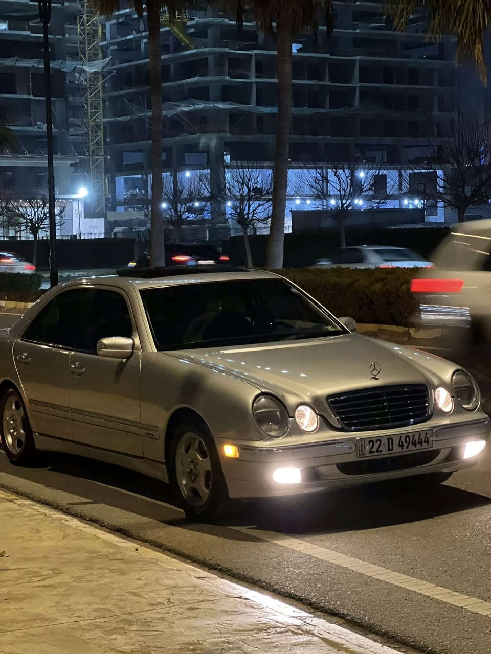 سةلام و عليكم مارسيديس E320 2001 بوياغ عزام بؤجوانى هةموو گيانى بةشةرت  فول مواصفات پةردة حه ساس  ئاوينة شةفت سلايت كوشين جلد   سعرى ١٤٥ مةعامةلةكى كةم لةگةل ريزم***********
