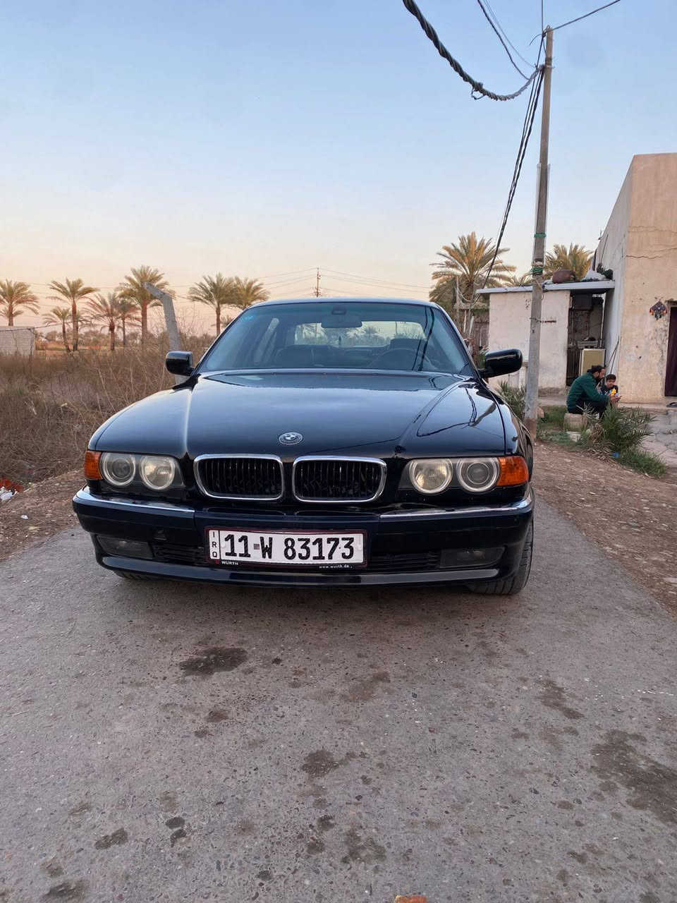 سلام عليكم سعره مناسب بل نسبه ال خوتها حجم ٧٤٠ اصل موديل ٩٥ محدثه 2000 رقم بغداد تحويل مباشر كير مكينه تبريد بشرط صدر جديد بيها نواقص كلش بسيط مكان بغداد *********** سعرها ٥٢ بيها مجال بسيط ماكو هيج سعر
