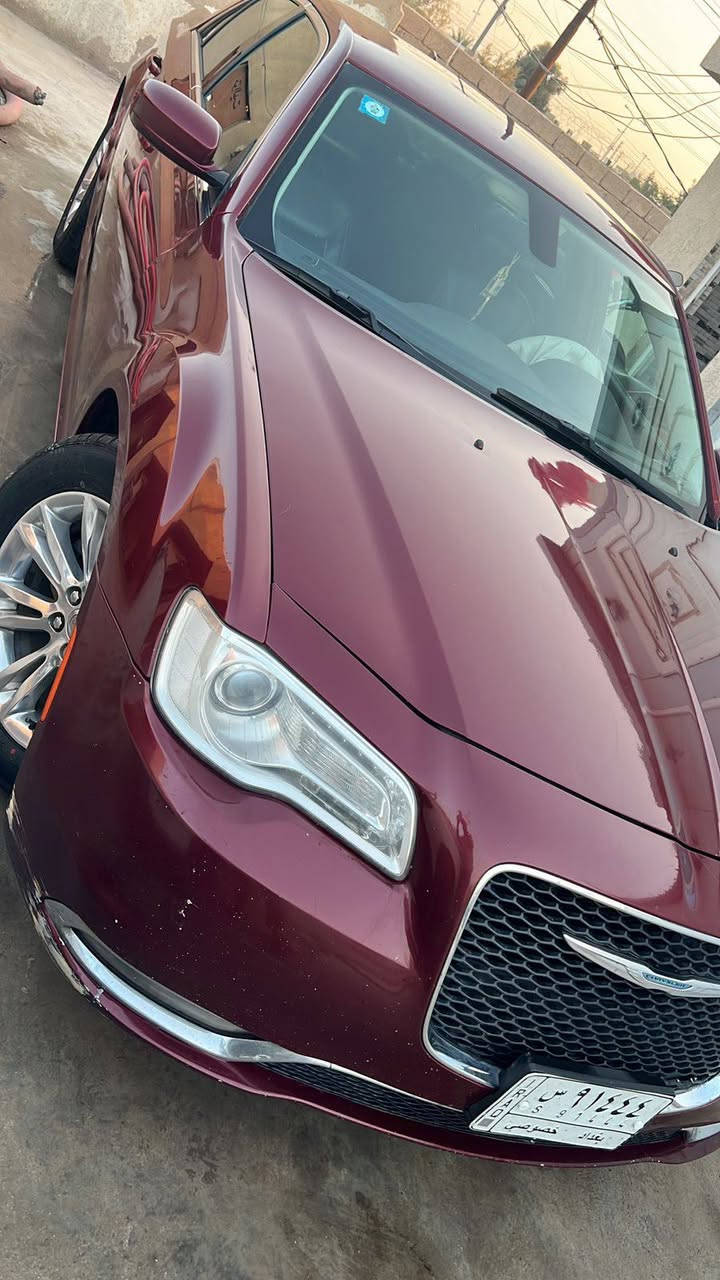 للبيع فقط  c300 مديل 15 مرمزه 2020 رقم بقداد سياره بيه صبق كلير فقط اربع قطع وبقي كفله صور لحدث مرفقه لمنشور سيارهةجديده بمعنه لكلمه ومال جناي سعره جوه سوك سعر وبقي تفصيل خاص اي نقص ما بيه مكاني بصره كرنه نتصل وبيك خير وتدلل ***********
