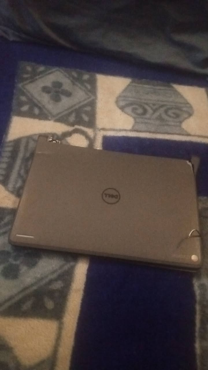 حاسبة نوع دل 
جديدة اخذتها بس 
ابني الصغير صار عصبي وكسرها
الي يريدها يجي خاص 
سعرها 15 ألف


**إذا كنت صاحب هذا الإعلان وتريد حذفه لأي سبب، رجاءا أرسل رسالة إلى الدعم الفني**