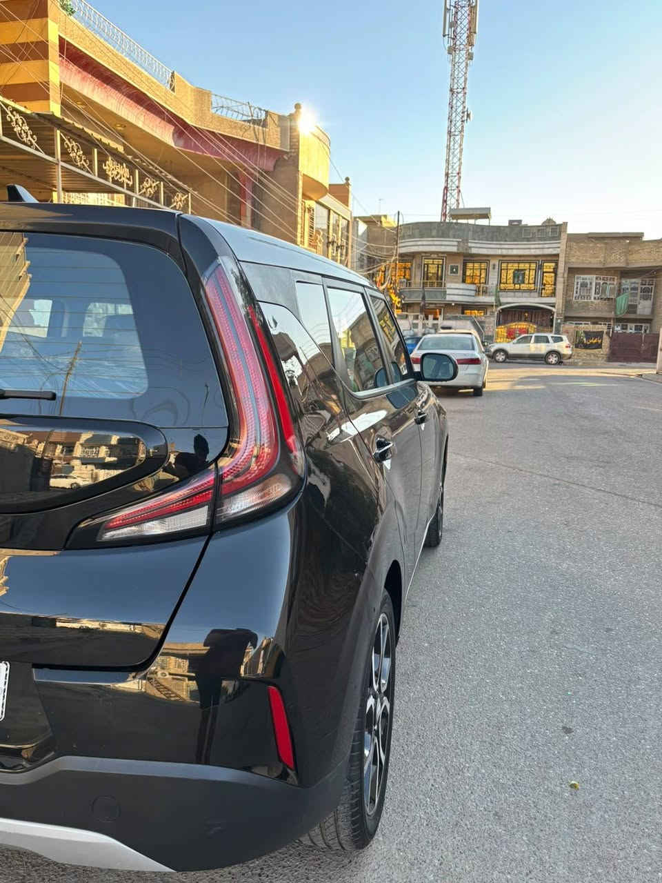 صول موديل ٢٣ سياره جديده ماشيه ٣٥ ميل بيها جاملغ وبنيد بدون دواخل شرط كير محرك تبريد شرط سياره بأسمي هزه وارقام جديد مكانها بغداد *********** سعرها ١٣٨ بغداد, العراق

