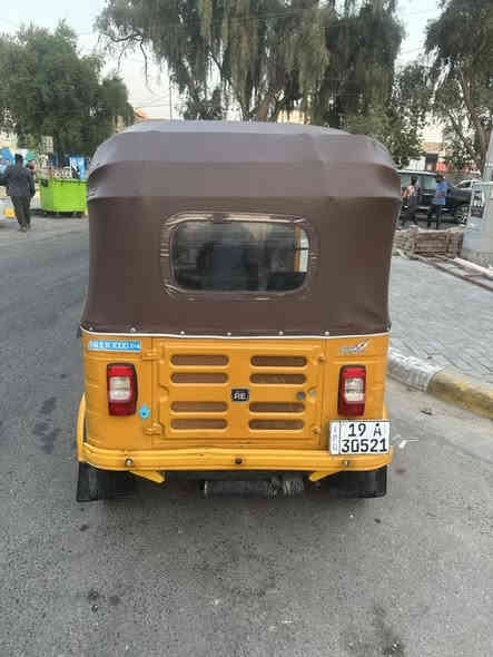 تكتك موديل١٩ بشهر١٢ رقم وسنويه باسمي احولك ثاني يوم تكتك ماناقصه اي شيء بيه مكينه مال عشرين مصبوغه عام للجماليه السعر ٥٦٠٠ وبيه مجال   *********** مكاني كربلاء
