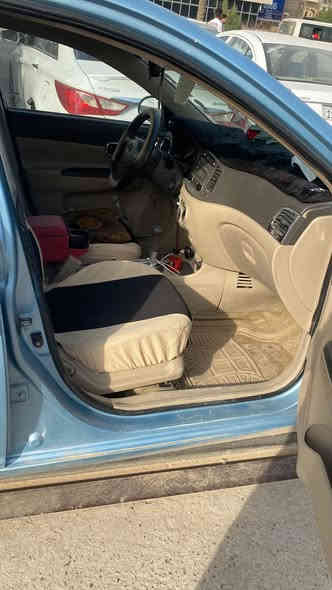 سلام عليكم شباب اكسنت  ٢٠٠٧ كير محرك تخم تاير تبريد صدر نص عمر مصبوغه عام لجماليه رقم بغداد أنكليزي بسمي سياره حلوه وناصبه وأحله من صور الله شاهد مكاني بغداد الدوره السعر ٨٠وبيها مجال رقمي ***********واذا اكو مراوس الانتره مصبوغه عام او صفره عادي
