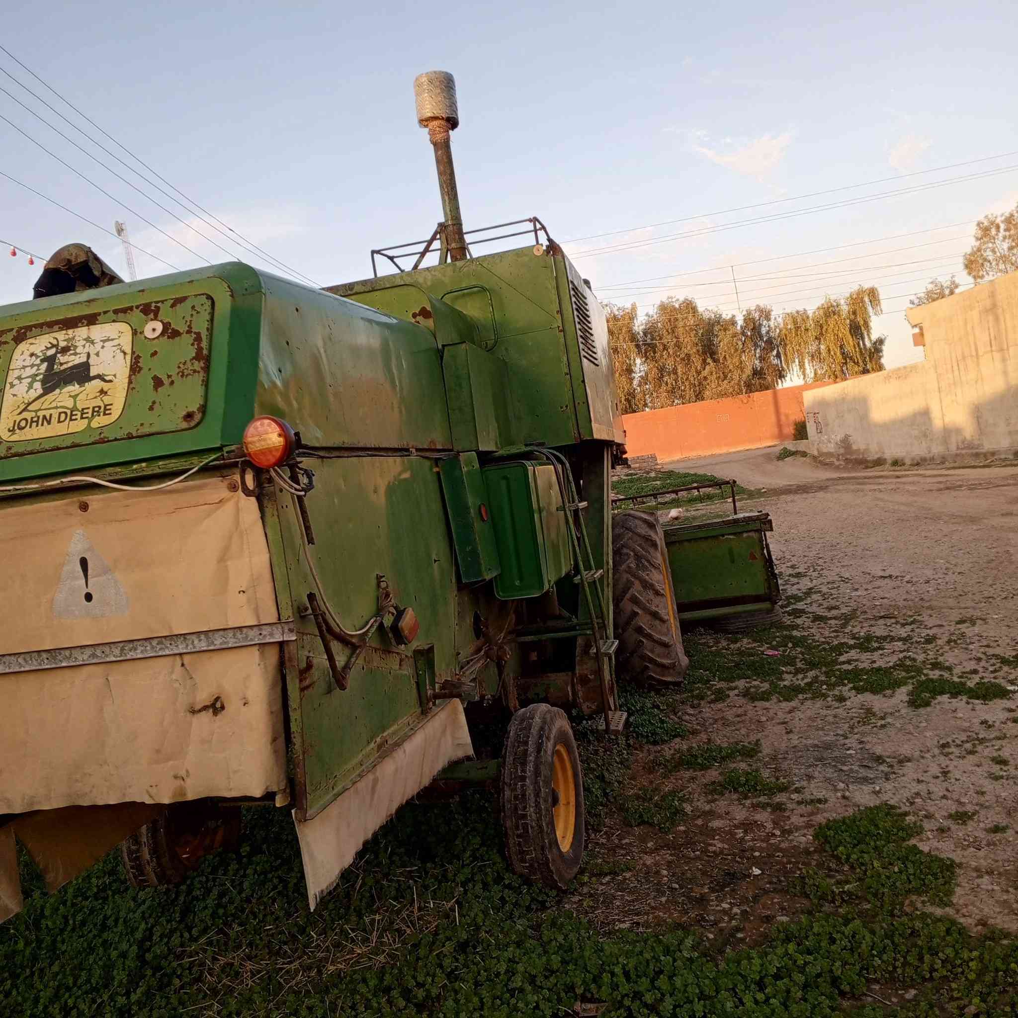 حاصودة للبيع جوندير محرك شرط 
موديل 1981 رقم نينوى 
جاهزة بدون اي نقص 
شرط تحويل 
المكان سهل نينوى ناحية برطلة 
رقم الهاتف ***********
***********
