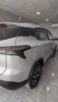 السلام عليكم شوفر جروف
موديل 2023
فول موصفات 
بريم بنور رامام 
حساس تحكم ستيرن 
بصمه كامره بيه موصفات 
بيه موصفات هواي 
***********
