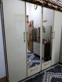 كاونتر • ميز • جرباية