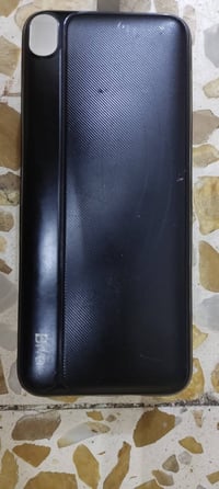 #سلام عليكم عندي هاذا البور بانك يدعم الشحن السريع يشحن typc_ipone راي...