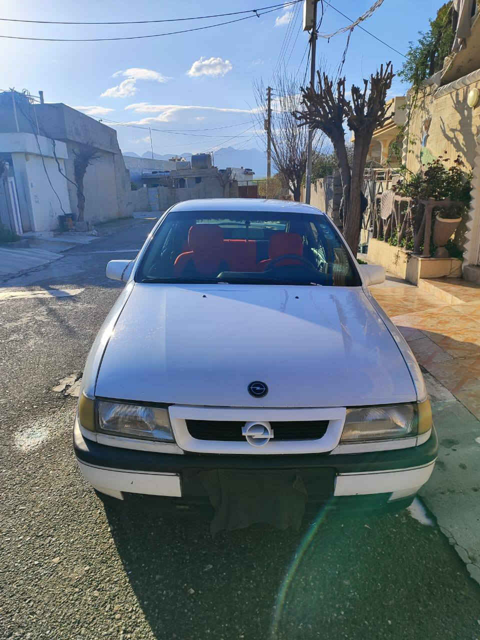 ئۆپل ئارم  سپی مە کینە 16قایشپان   بیبۆیاخ سیارە کە زۆر جوانە هیمالانە جوارتای لۆک تە قوورە قە بە شرت بیدە حموو لیدراووهه مووشتیکی ئیشدە کات نرخ 30گە لاو مە جال رە قممی خاوە ننە کی ***********    ***********  وتسئاب فایبە ر لە خزمە ت داین رانية, السليمانية
