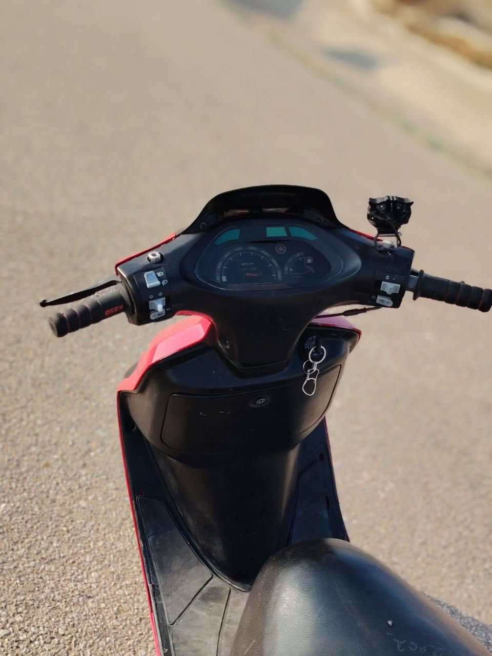 سلام عليكم شباب دراجه فراشه فحل الون احمر   للبيع مكينه لاتبخير ولا تنقيص ستوني مجفتهاا
كهربائيات شغاله باتري جديد    لايت اشاير بك لايت كلها شغاله  الدراجه نكره سلف  مكينه خير من الله 
مكان الدراجه 🏠 الديوانية 
قضاء غماس 
السعر 💵 350 وبيها  وبيها مجال للطيبين 
للاستفسار اكثر اتصل ***********
