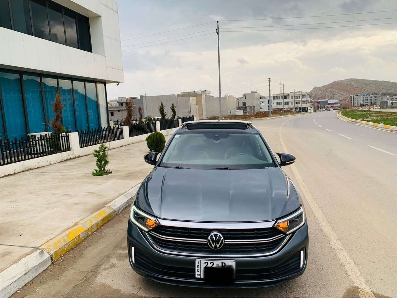 jetta sel premium 2023
فوول مواسفات  پێشو پشت کەپس بئ ئرباگ
هەموو گیانی لەسەردەقی شەریکەیە
گێچ ئەلکترۆنی 
شاشە گەورە
دەژبول و بەرەدەرگا لید
کوشن خەزن 
کوشن سارد و گەرم
 کوشنی دواوە گەرم
سوکان هیتەر
٤ مۆدی 
سەماعە beats
٣٦٠ دەرەجەڕادار
٢٨ مايل ڕۆیشتوە
یەک پارچە بۆیاخ بئ ناو
یەک دینار مەسرەفی نیە
١٩٠ گەڵاو معامە لا
شوێن رانیە 
0750 104 4047 رانية, السليمانية
