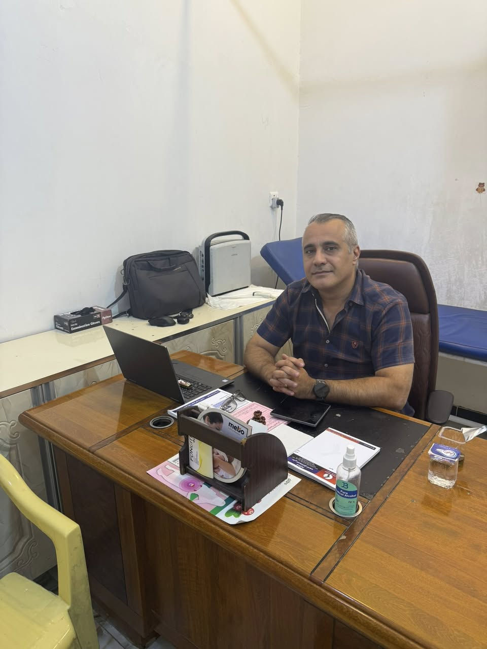 الجراح الاختصاص الدكتور (علي اسماعيل احمد)( اخصائي الكسور )دكتوراة بورد جراحه العظام والكسور - تبديل مفصل الورك والركبه- والاصابات الرياضيه واصابات العمود الفقري والقدم السكري
المدائن شارع الاطباء - مجاور مجمع اسد للاسنان - مقابل مجمع البيت الاصفر 
للحجز والاستفسار/ هـ: ‭0773 357 3530‬
