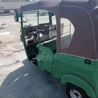 تكتك للبيع موديل 22شهر ال8بس بستم مبدل مكفوله رقم وسنويه بغداد البلديا...