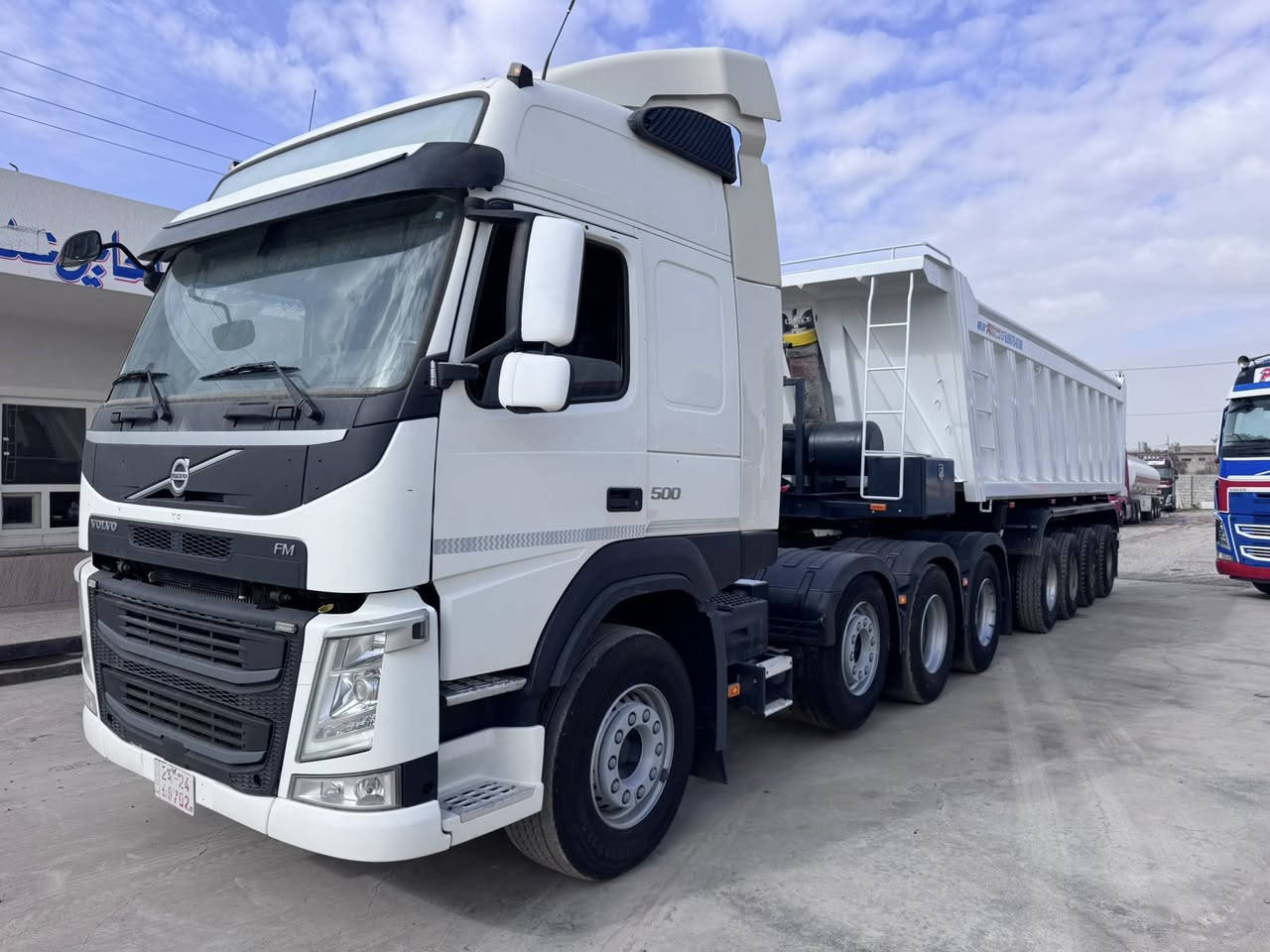 للبيع فالفو موديل 2016

گير اوتوماتيك 

حجم محرك// 500

سياره كاتي ممرقم

بودي عبدالله جوهر صفر
موديل // 2026

ذرعة البودي // 31 متر

موجود في كركوك في معرض توانا حاجي عدنان وابو يوسف 

عنوان كركوك شارع مطار مقابل جسر حزيران 

للاستفسار 

***********
