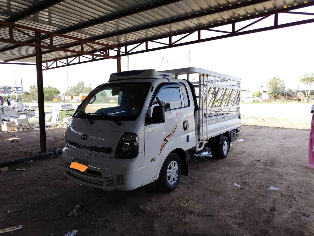 السلام عليكم سياره للبيع موديل  2016 كفاله عامه مكينه شرط سنويه 2029 تحويل ثاني يوم تبريد شغال  حداديه جديده تخم تاير جديد  للستفسار ع رقم 📱 ***********
