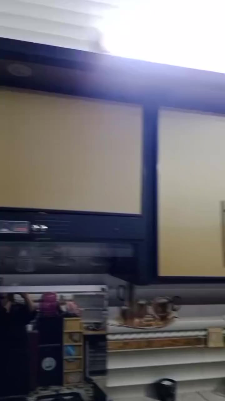 السلام عليكم كاونتر للبيع جديد اللي يريده طبله خاص


**إذا كنت صاحب هذا الإعلان وتريد حذفه لأي سبب، رجاءا أرسل رسالة إلى الدعم الفني**