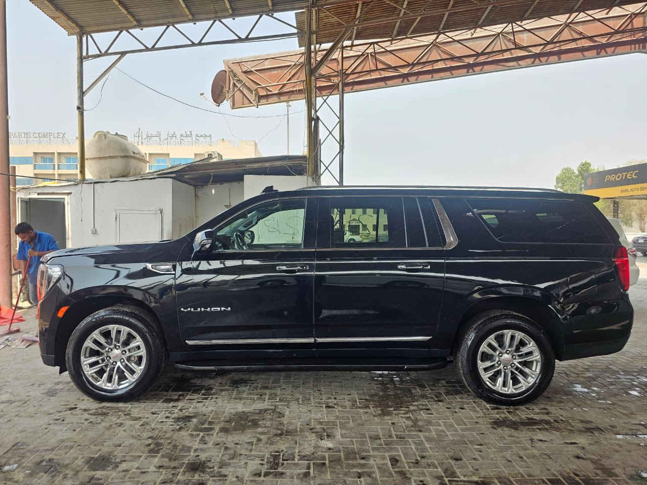 السلام عليكم 
GMCشاصي طويل يوكن 
مديل 2023
سياره فول للاخير 
شاشه جبيره  شاشه دجيتل الكتروني سياره فول للاخير سياره ما نازله للشارع وما مشتغله خط ابد سياره جديد بمعنى الكلمه ماشيه100الف  بس رقم اربيل لون اسود جنطه كهرباء سياره فول فتحة سقف 
الحادث بنيد دون دواخل شرط موجود صور الحادث راسلني ادزهن الكً
بدون امراوس   
شراي خابر ***********
مكاني صلاح الدين  
سعرها 450 ورقه بيها مجال حك الجيه
