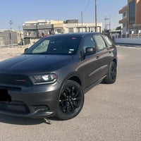 � للبيع دودج دورانجو 2019 * اللون: نفطي * وارد: أمريكي * الحادث: بسيط ...