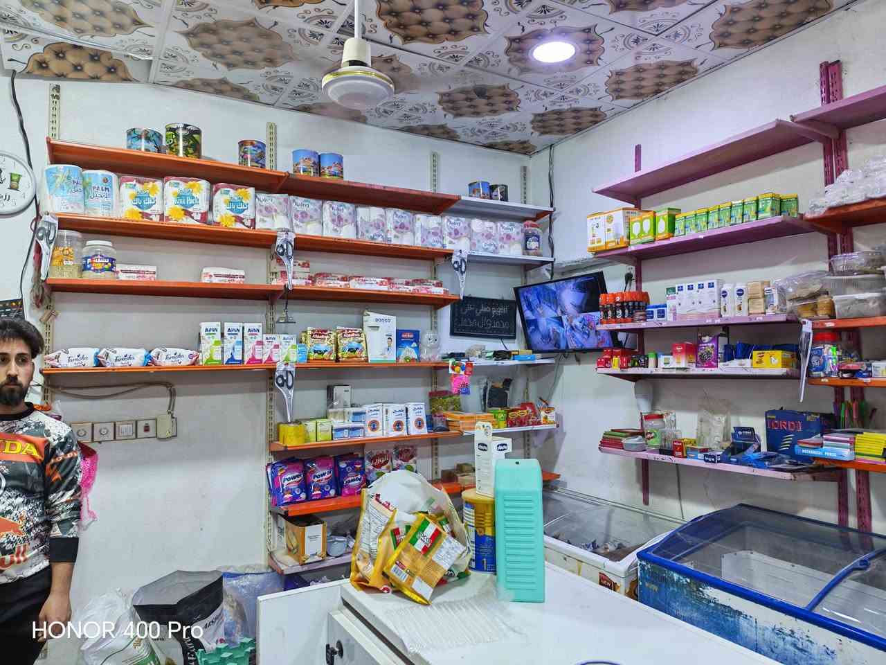 السلام عليكم اسواق للبيع مكانه نجف حي الميلاد محل شغال للستفسار ***********
