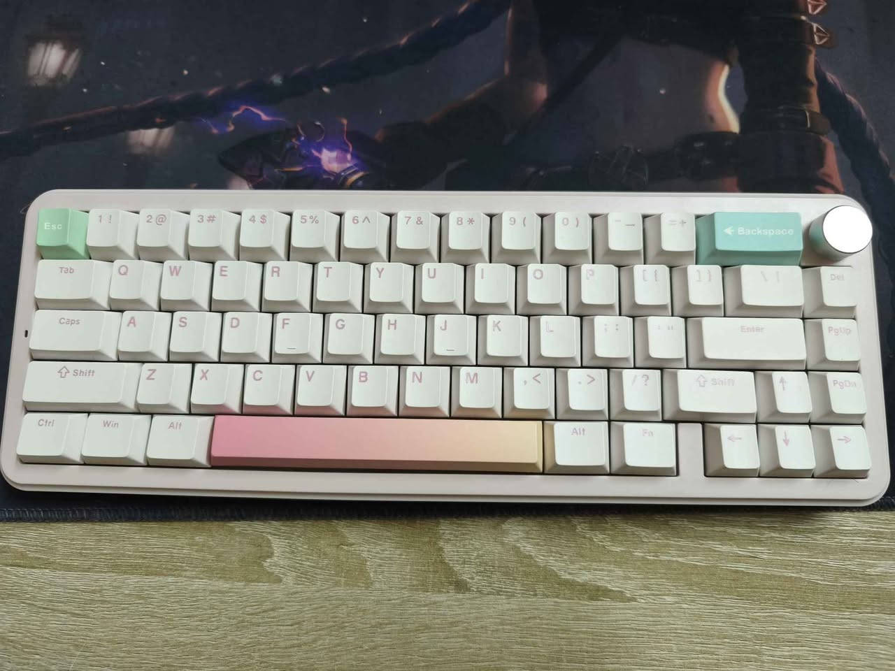 YUNZII B68 Mechanical Keyboard
واز لە کیبۆردی بازاڕی و بێ براند بهێنن، کیبۆردێکی ناوازە و دەگمەن بە نرخێکی زۆر گونجاو، نامە بنێرن بۆ زانینی نرخ🤍
♦️Tri-Mode BT5.0/2.4GHz/USB-C
♦️Red switches
♦️PBT Keycaps
♦️Hot Swappable
♦️RGB Backlit
♦️Compatible with ios/android/windows/mac السليمانية, العراق


**إذا كنت صاحب هذا الإعلان وتريد حذفه لأي سبب، رجاءا أرسل رسالة إلى الدعم الفني**