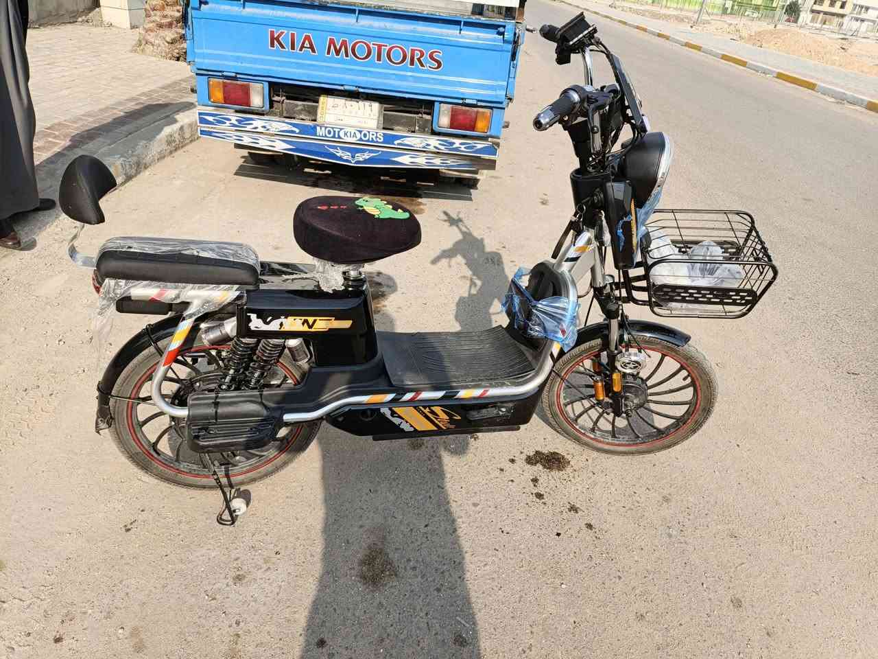 سلام عليكم بايسكل شحن للبيع بطاريات كلهن جدد قبل أسبوع شادهن السعر 450 وبيه مجال بسيط للاستفسار ***********/***********
