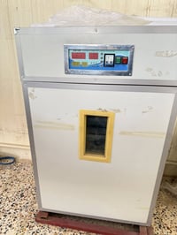مفقس تايلندي • ٣٦٠ بيضة • ما مستعمل