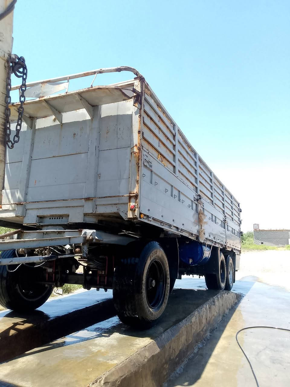 السلام عليكم عربانه للبيع طول 830 سعر 50.  ***********
