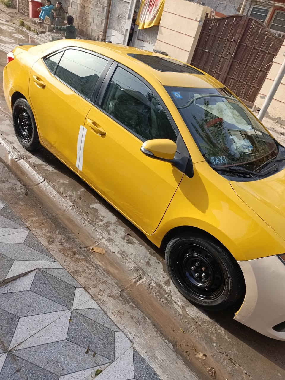 كورله 2014 رقم بغداد جديد بسمي
بصمة تشغيل بصمه ابواب صندوك بصمه
فتحة سقف شفتات سبورت ضرر امريكا جامرلغ خلفي يسره وبلعراق تبديل جامرلغ امامي يمنه بدون دواخل سياره بدون إرباك تبريد تدفئه السعر 125 عنوان ديالى بعقوبة ***********
