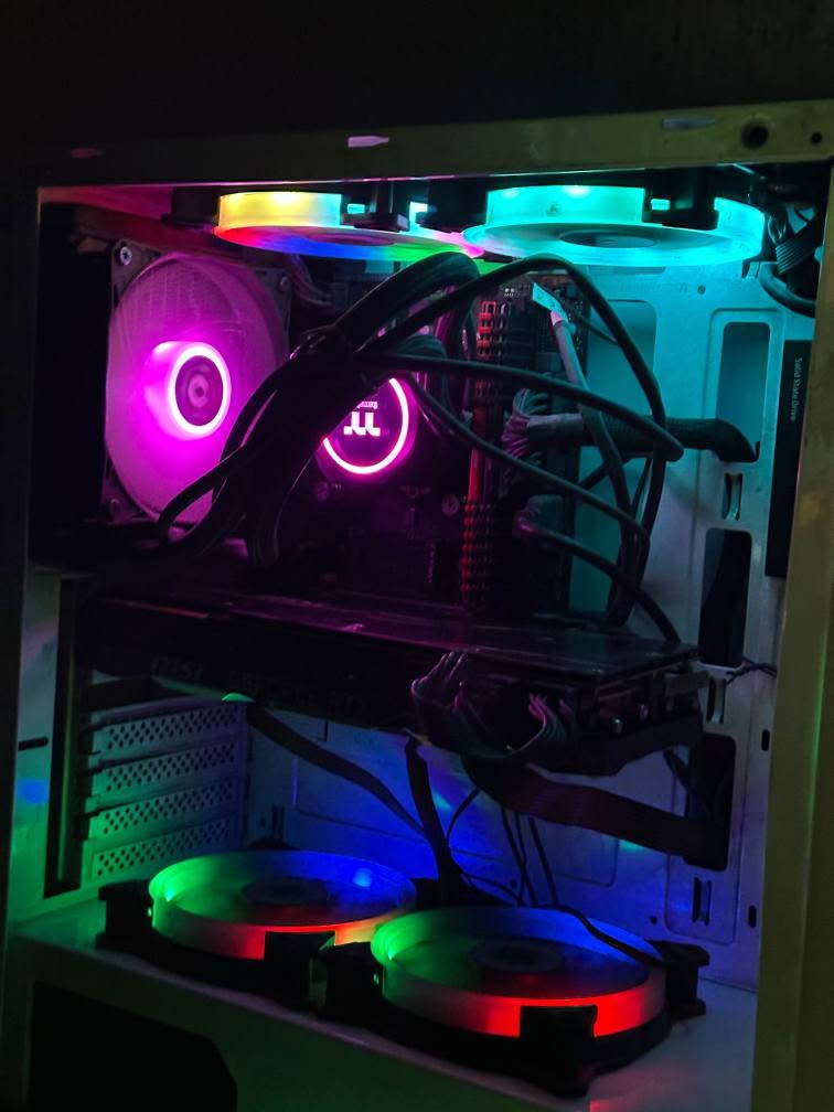 السلام عليكم 
كيس تجميعة للبيع المواصفات :
2080 حرارته متعبر 75
i7 10700
SSD 250 
HHD 1 TB
تبريد مائي
كيس 8 فان  
البور سبلاي w650
رامات ١٦ DDR4
بدون قطعة الكيس الجانبية 
السعر 800 الف وبيه مجال
المكان بغداد مدينة الصدر بغداد, العراق


**إذا كنت صاحب هذا الإعلان وتريد حذفه لأي سبب، رجاءا أرسل رسالة إلى الدعم الفني**