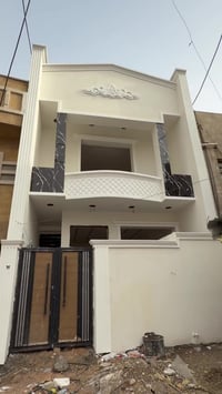 بيت 110متر للبيع واجه5،5 نزال 20 اربع غرف كبار و صاله ومطبخ و 3 خدمات ...