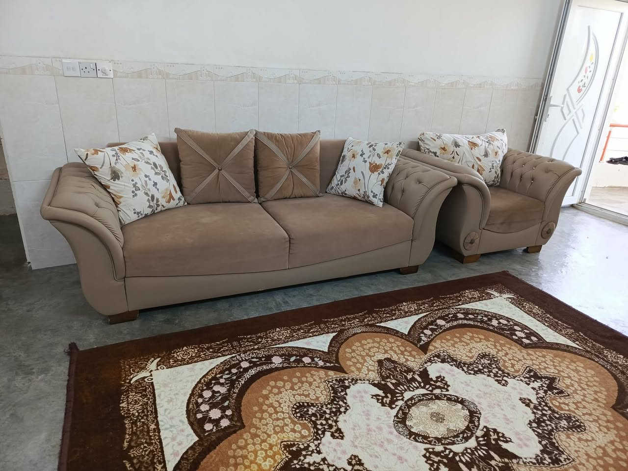 قەنەفەی تورکی 9 نەفەری شاز هی مۆبیلیاتی دیوانە 370 هەزار و معامەلە
کەلار 
🌷🌷🌷


**إذا كنت صاحب هذا الإعلان وتريد حذفه لأي سبب، رجاءا أرسل رسالة إلى الدعم الفني**