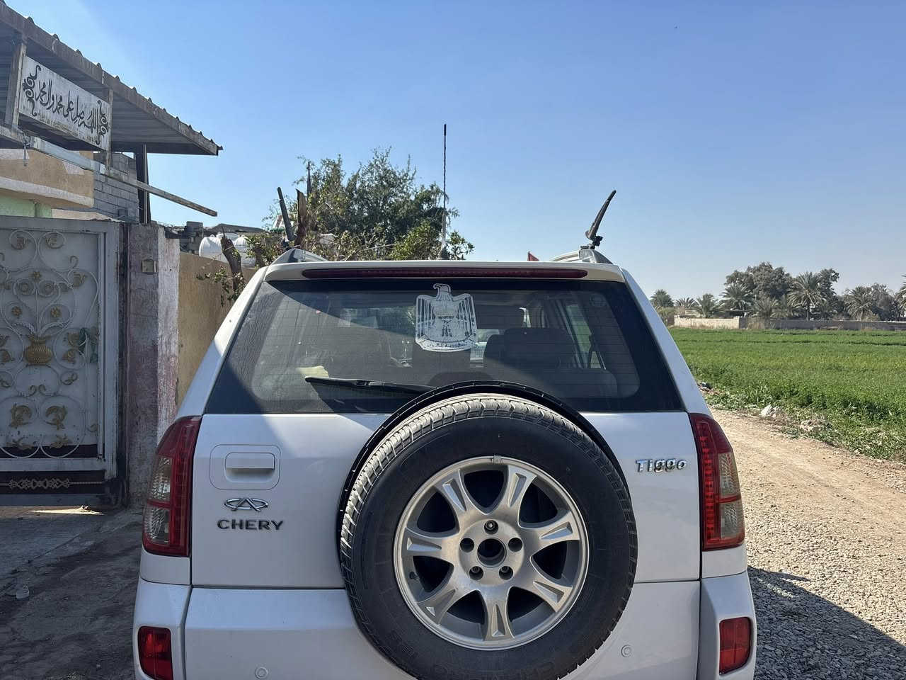 تيكو ١٤ ميكانيكي واسط باسمنا تحويل مباشر بيها تبديل الجاملغ الأيمن والايسر بسبب الخياسات مصبوغه حززام للجماليه جاهزه معروضه ب٧٠ وبيها مجال. ‭٠٧٧١ ٣٠٦ ٠٠٥٦‬
