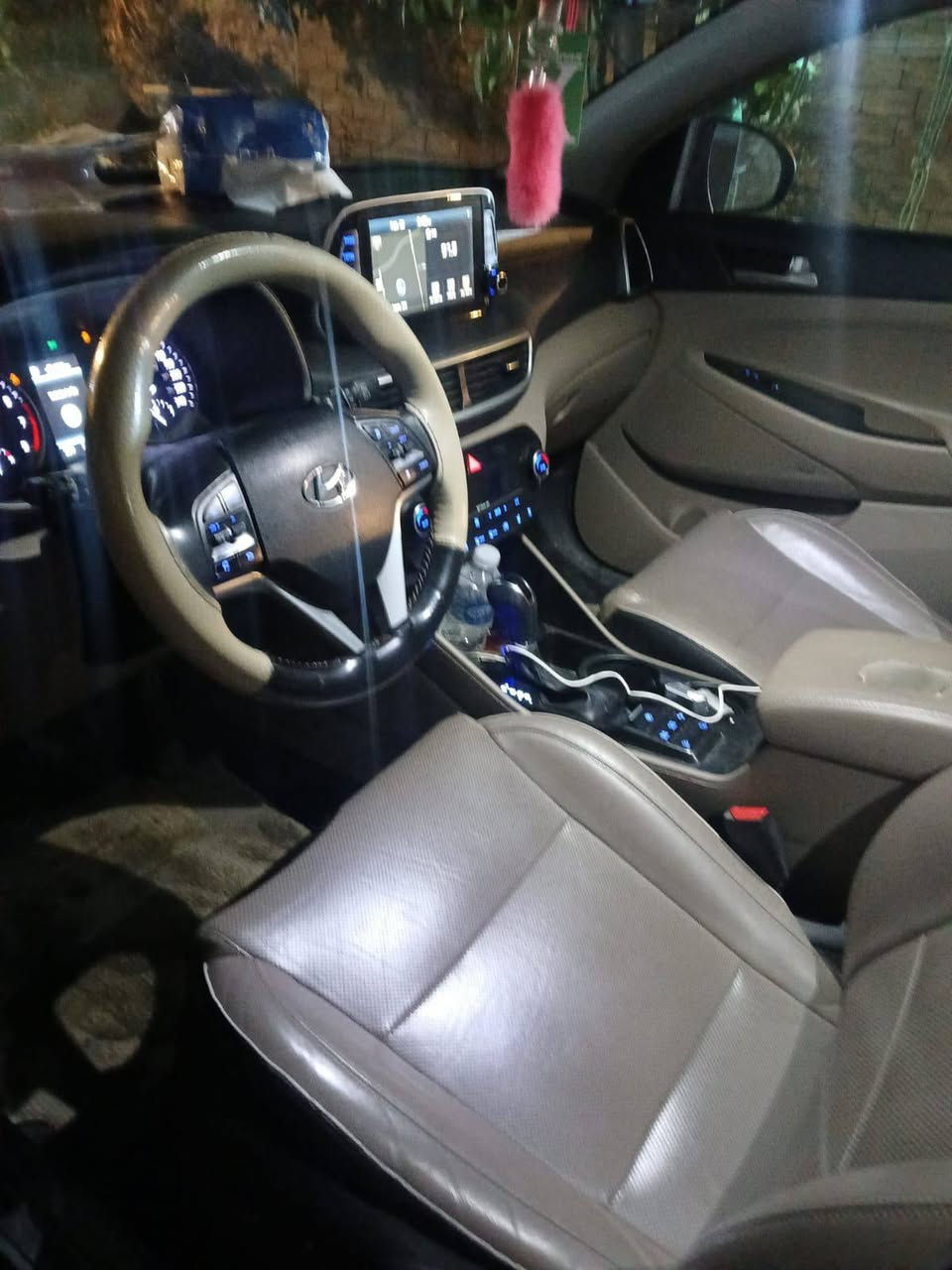 السلام عليكم هونداي توسان كندي حادثة فقط بنيد بدون دواخل بدون ارباك
السياره فول مواصفات كشنات جلد كشنات كهرباء شاشه كبيره بنوراما طكتين
مكينه ٢٠٠٠ رقم اربيل تحويل مباشر
السعر158  للإستفسار ***********
العنوان بغداد الكرخ بغداد, العراق
