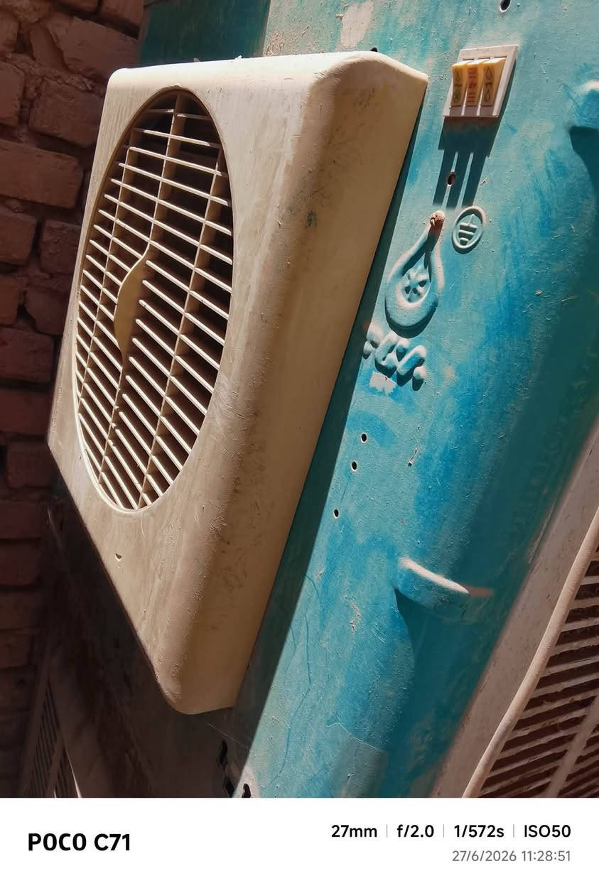 مبردات عدد 2 نضيفات مع كامل ملحقات
مع كشر نضيف

***********
