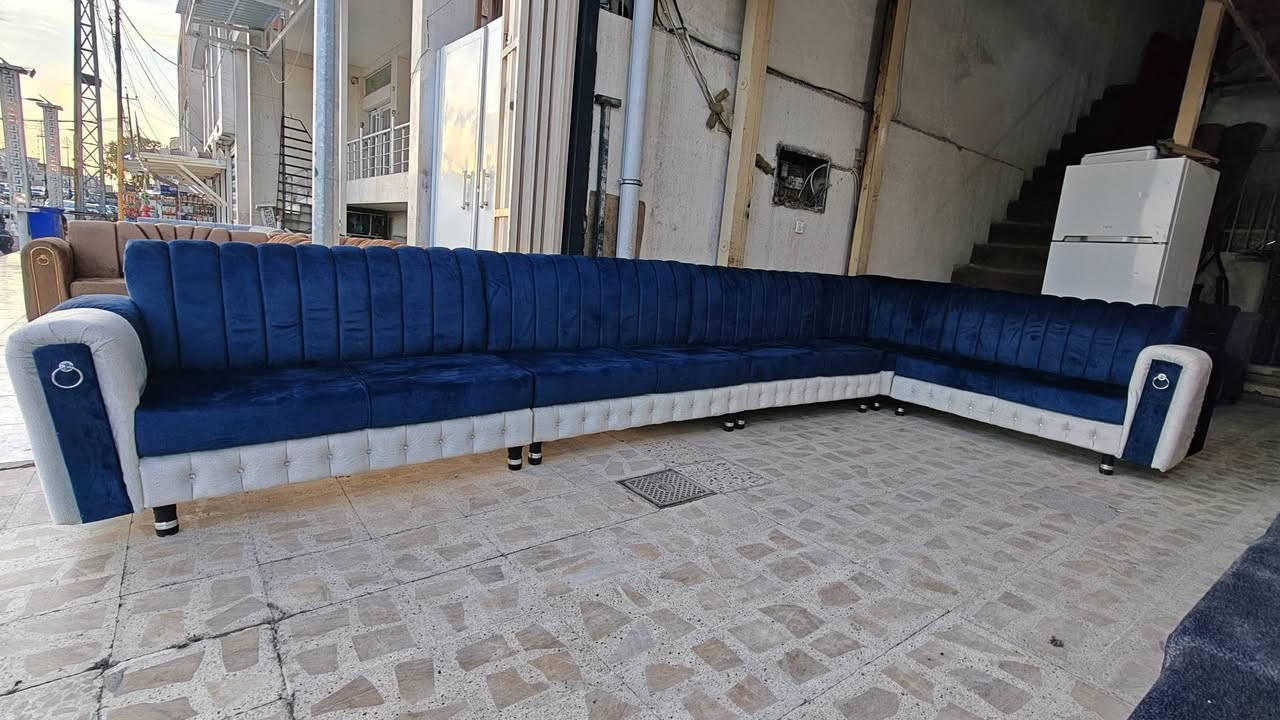 ديوان عراقي جديد قياس 7 متر 
خشب عراقي ضمان الوان وفصال حديث 
وبسعر مغري جدا جدا جدا 350 الف فقط
للطلب والاستفسار يرجى زيارة موقعنا في الموصل سايدين القادسية الاولى قرب جامع علي بن ابي طالب مقابل ملعب الأمواج أو الاتصال على الارقام التاليه 
***********
***********
