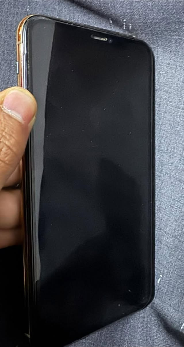 السلام عليكم لبيع ايفون ١١ برو ماكس مبدل شاشة ام ثلث خيارات اصلية وشاصي بطارية ٧٩ وذاكرة ٢٥٦ السعر ٢٥٠ وبيه مجال قليل لاستفسار خاص


**إذا كنت صاحب هذا الإعلان وتريد حذفه لأي سبب، رجاءا أرسل رسالة إلى الدعم الفني**