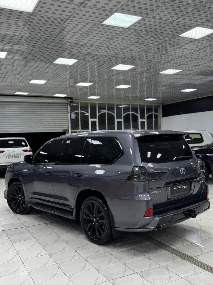سلام عليكم.                                                                            
____________________
لكزز 2018 V8 5.7 كورو نظيفه جداً لون سمنتي نادر 
بيهة شبر صبغ بالباب مالسايق مكان السيارة بغداد
 
مواصفات اللكزز معروفه بعد 
و مغلفه ppf 
وتخم تايرات 
رقم أربيل السيارة 
الممشى: 77,000KM

السعر 65$ و بيهة مجال بسيط { فقط بيع }

الهاتف: ***********
____________________
