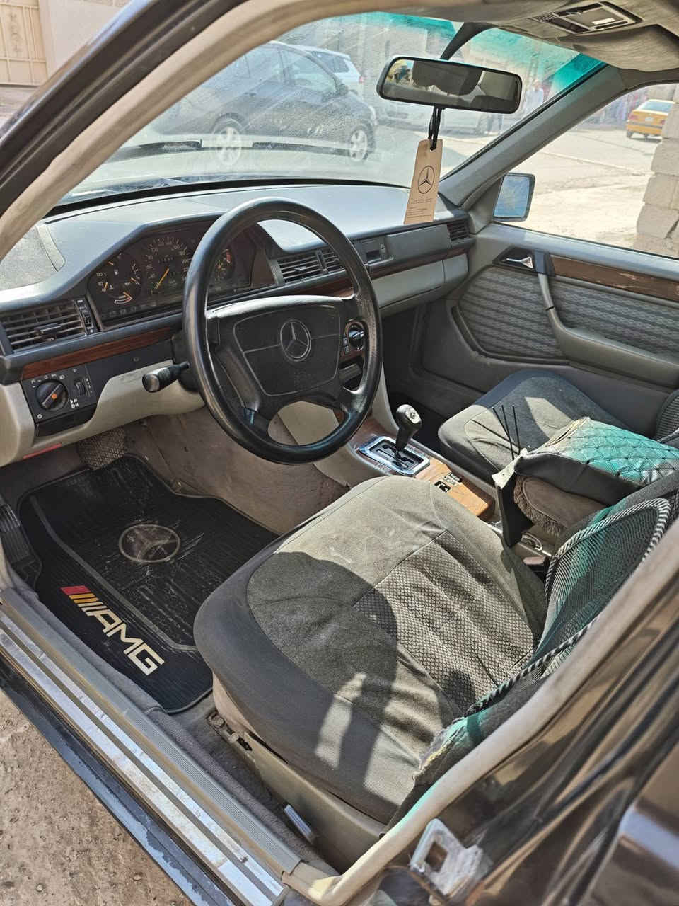 مرسيدس دب 1991 مكينة وكير بلادي مكفول كهربائيات كلها شغالة صدر جديد تايرات جدد رقم بغداد السعر 65 وبيها مجال وترهم مراوس حسب القناعة
الرقم ***********
مكلف بالنشر
