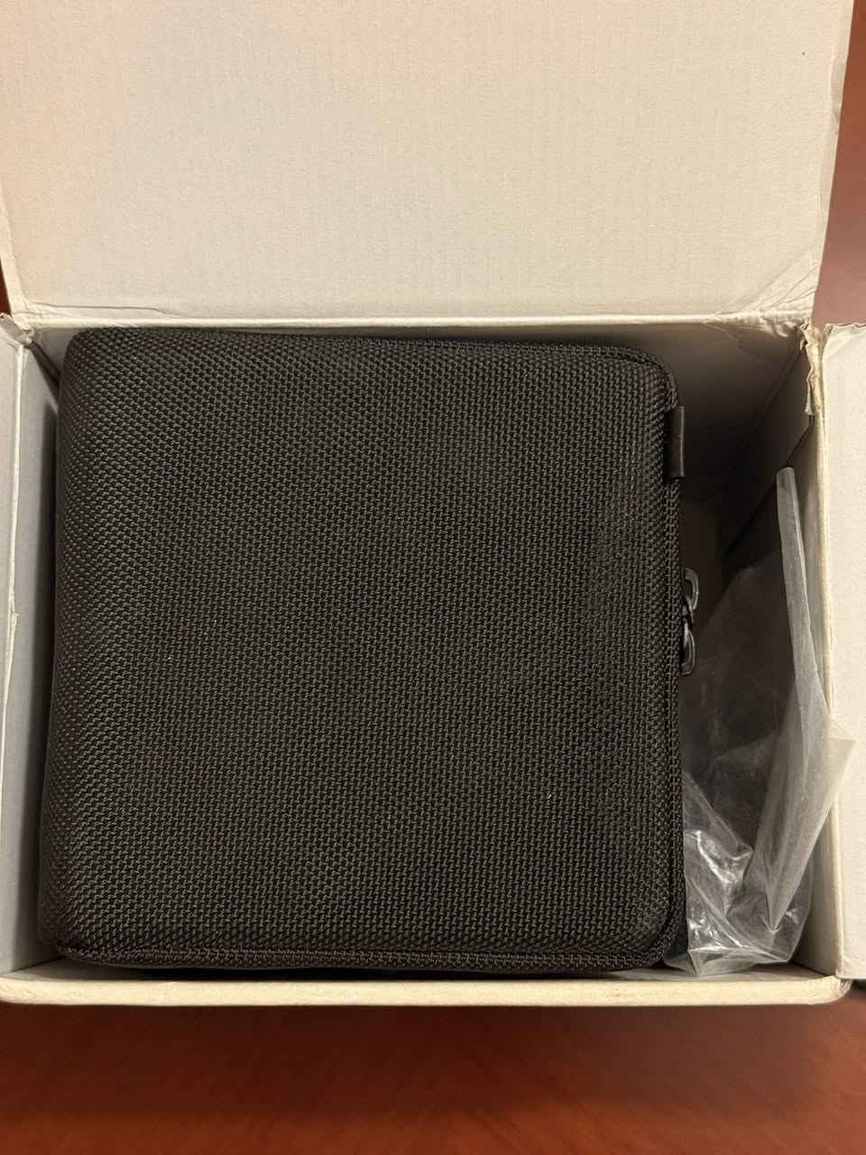 للبيع عدسة العزل الاحترافية Sigma 85mm f1.4 for Canon ، أداء جبار وحدة خرافية.
مثالية جداً لمصوري البورتريه، الأعراس، وإبراز التفاصيل الدقيقة بخلفية سينمائية معزولة .
العدسة نظيفة جداً (استخدام شخصي)، غراضها كاملة جنطة و حزام و هود و الكارتونه و كلها موضحة بالصور 
التواجد في بابل - الحلة (سبب البيع: التحويل لسوني).
السعر (800 الف و بي مجال بسيط )، للصور والتفاصيل راسلني على الخاص


**إذا كنت صاحب هذا الإعلان وتريد حذفه لأي سبب، رجاءا أرسل رسالة إلى الدعم الفني**