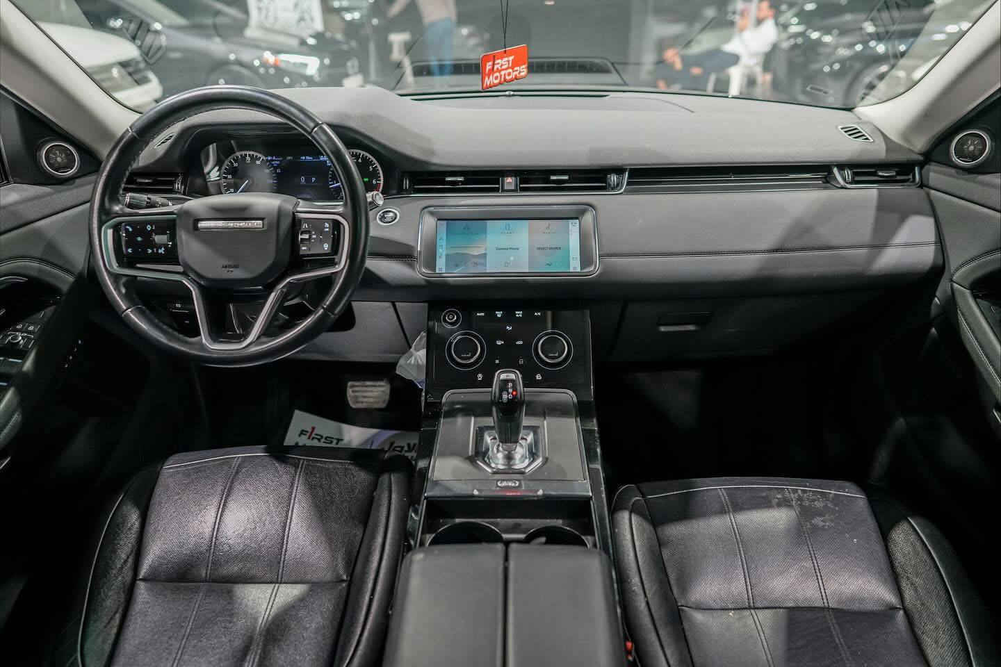 LAND ROVER EVOQUE , S 2022 
Engine:V4 2.0L 🔥
ژمارە هەولێر جاهیز 
26 هزار کم روشتووە 
بێ بویاغ 
جمالوغ و دەرگا بیلاد گورایە 
وارد ئەمریکی 🇺🇸 
نرخی 252 وەرقە و مجال
داتاشوو, حەساس , رادار , کامیرە , AWD 
📍شوێن هەولێر 
~~~~~~~~~~
0751-2004-377
0772-818-6453
~~~~~~~~~~
LAND ROVER EVOQUE, S 2022
Engine: V4 2.0L🔥
رقم اربیل 
ماشي 26 الف کم 
بدون صبغ 
جملغ , باب مبدیل بیلادي 
وارد امریکي 🇺🇸 
سعر 252 ورقە بي مجال 
داتاشو , حساس , رادار , کامیرة , AWD 
📍مکان سیارة اربیل أربيل, العراق


**إذا كنت صاحب هذا الإعلان وتريد حذفه لأي سبب، رجاءا أرسل رسالة إلى الدعم الفني**