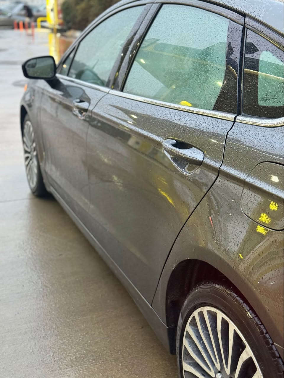 بەناوی خوای گەورە فۆرد فیوژن مۆدێل ۲٠۱۸ كلین ۲ بەسمە ناو زەرد دەعمی بۆ دەعمی بێ بۆیاخ دەعمیەكانیشی بێ گۆڕاو بێ كراوە بێ تەرزە یەك پەڵە ساردی زۆر بچوكی هەیە  مواسەفات Sناوزەرد تاقم ویل و تایەی لۆكی تیتانیۆمی لەژێرە بێ تەقەو بێ ڕەقە  هەموو گیانی بەشەرت تەنها لێ خوڕینی ئەوێت  ڕەقەم و هەزەی تازەیە سەنەوی بەشەرچوە گێڕو مەكینە بەشەرت وەكو سفر بڕغوی نەكراوەتەوە ۱۲۹ هەزار ڕۆشتوە تكایە بۆ پرسیار  تەلەفون مەكە هەموو شتێك نوسراوە نرخی ۱۳۸ معامەلە گۆڕینەوە  ناكەم تەنها فرۆشتنە *********** السليمانية, العراق
