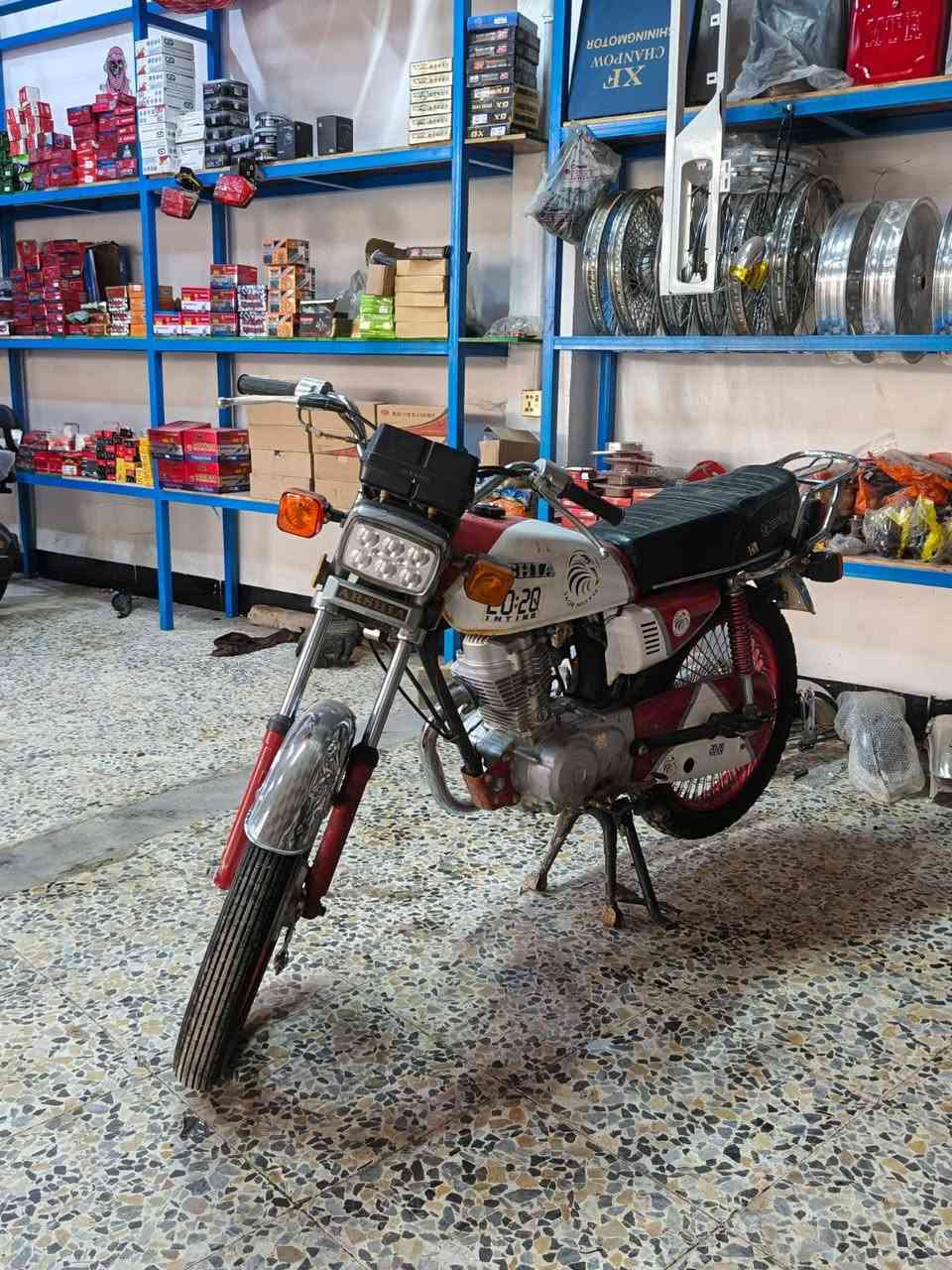 سلام عليكم
دراجه موديل 20 اوراق 
السعر عل خاص 
الاستفسار ***********
المكان نجف
