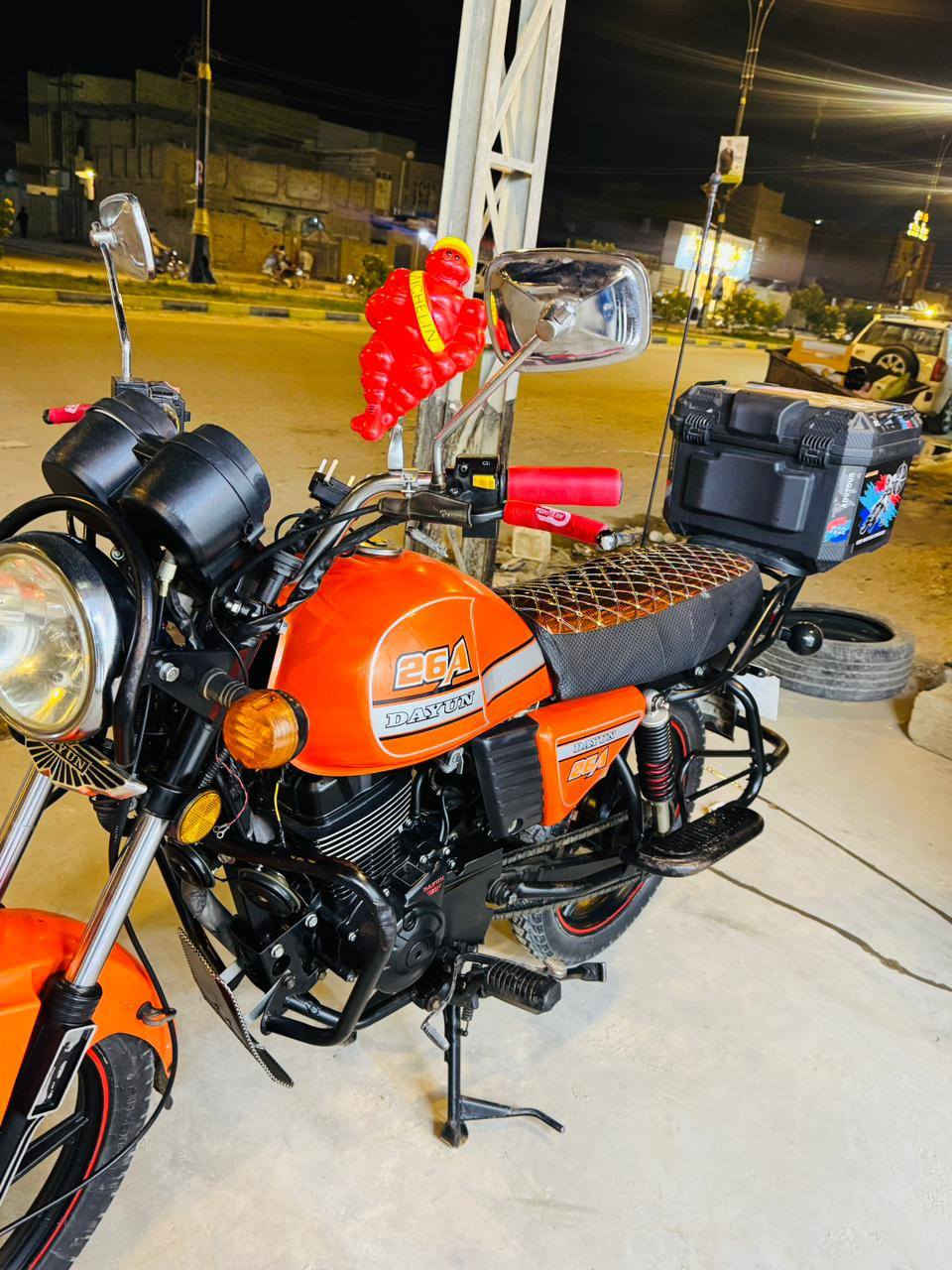 سلام عليكم درجة ديون نفخ  وراق اصوالي مديل ٢٣ مكان شطره صاله من طالعه من معرض ٣ لشهر دراجه جديده بعدهي مامفتوح برغي بيه سعره مليون وثمنميه وخمسين ١٨٥٠ وبيه مجال الشراي ***********
