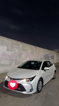 كورلا 2025 ماشية 4 تالاف 123 ورقة رقم بغداد  سيارة نظيفة بدون حادث او ...