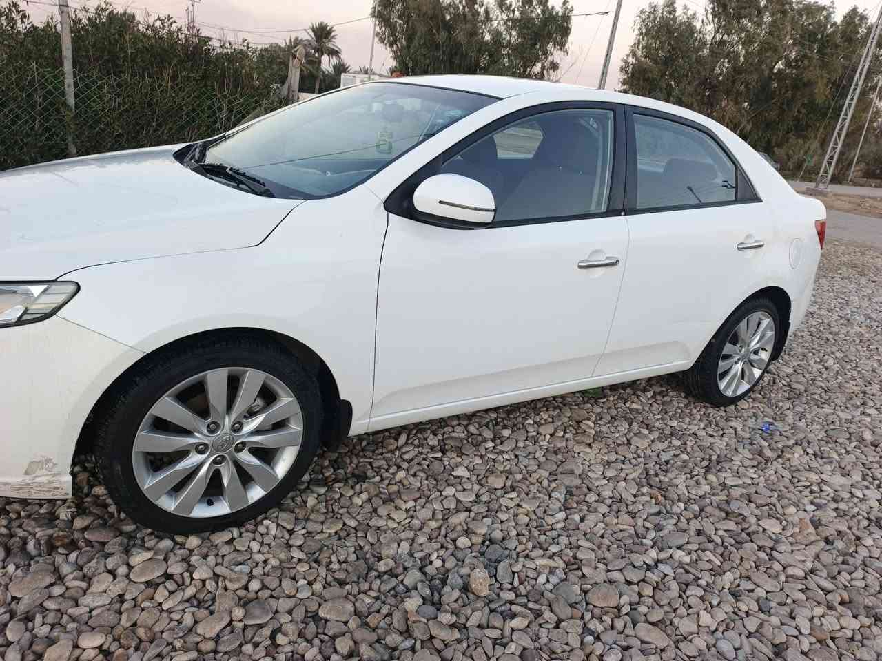 السلام عليكم سيراتو13خليجي
حداديه جديده تخم تايرجديد ادامه كامله مسويلهه 

العنوان واسط الزبيديه السعر108وبيهه مجال بسيط

لستفسار***********
