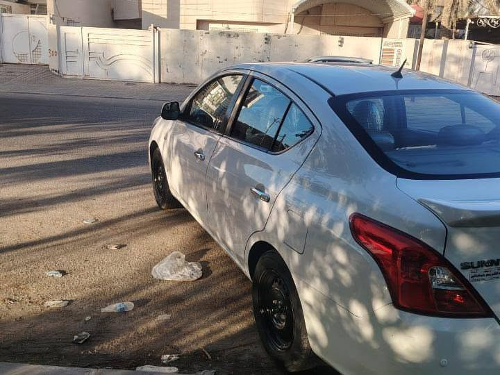 سلا عليكم للبيع فقط
نيسان صني هندي موديل 2024 كفاله عامه صبع فتح تبديل بارد مكفول وضع شركه  كير مكينه حداديه تبريد كله كفاله السيارة ماعايزه برغي السعر 116 مجال قليل مكان السياره بالنجف رقم التلفون ***********
